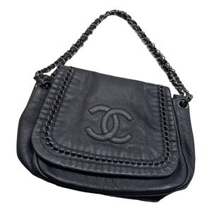 Vintage CHANEL Leather Luxe Ligne accordion flap bag